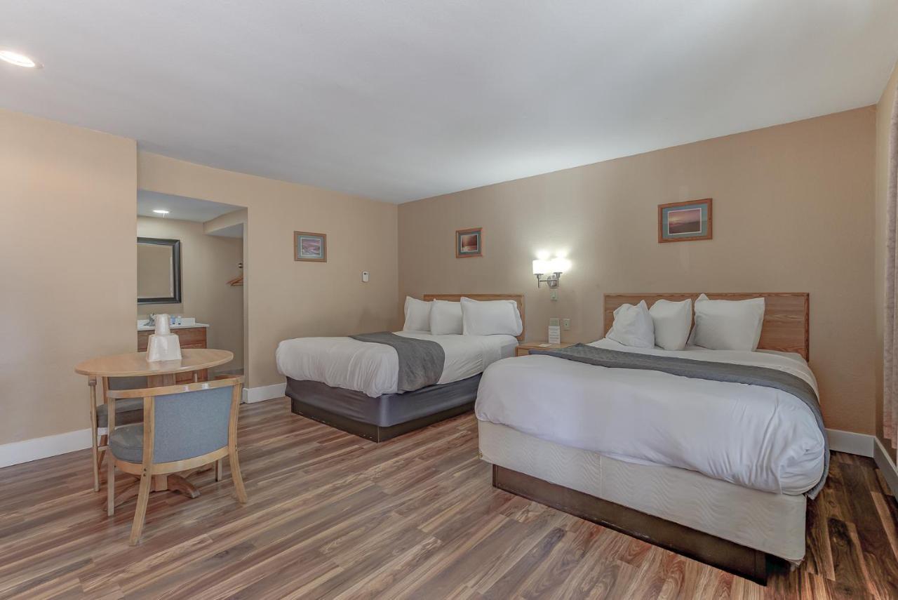 Shasta Pines Motel & Suites Burney Kültér fotó
